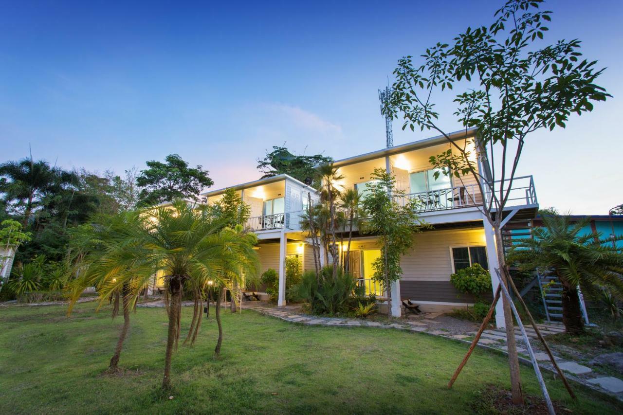 מו סי Tharapana Khaoyai Resort מראה חיצוני תמונה